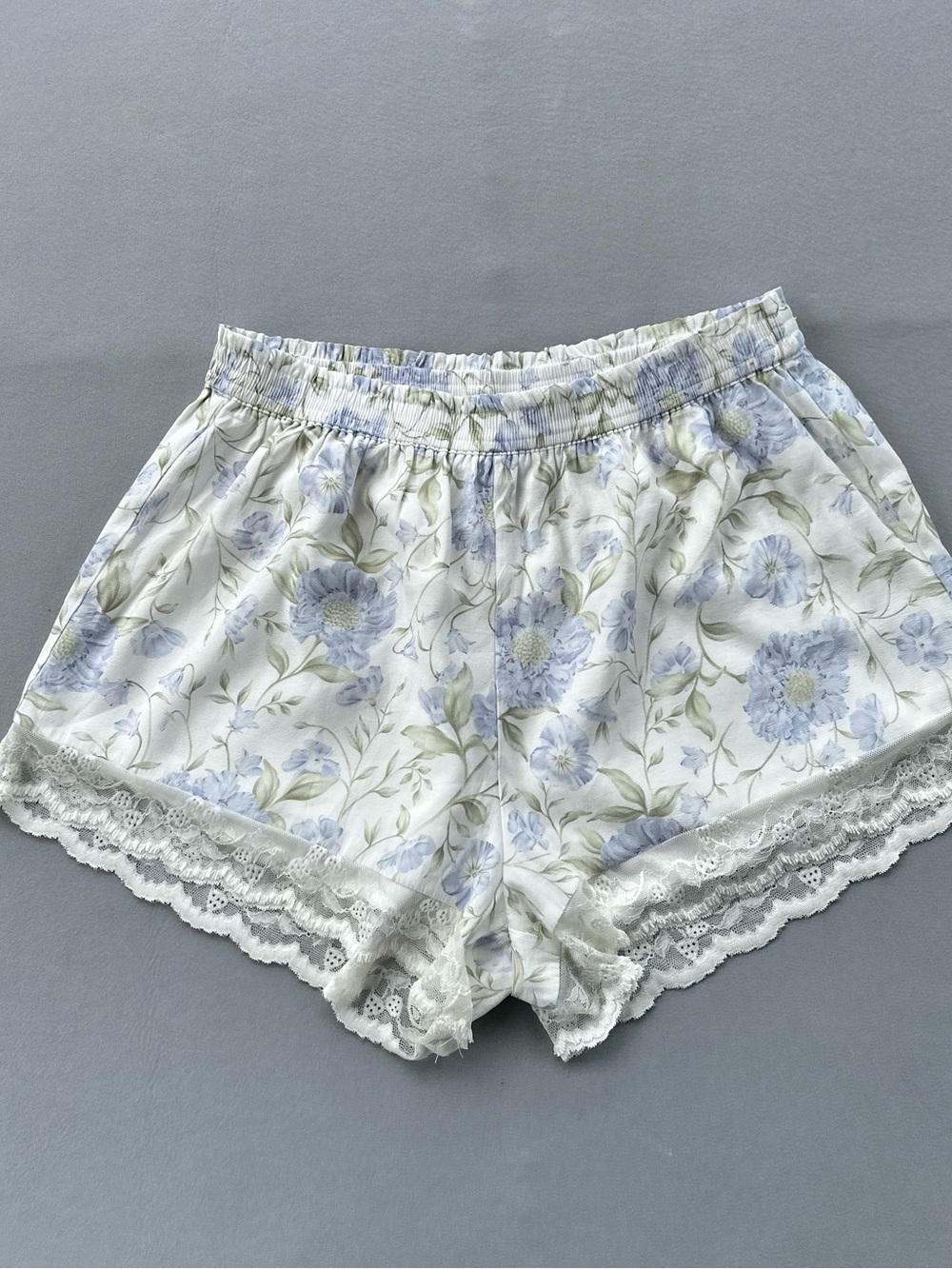 🎉5 for $45🎉 H&M shorts size M - Picture 3 of 9
